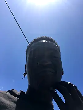 Snapshot of SmallGoodNutts chatting on November 1, 11:12 am SmallGoodNutts online show from November 1, 11:12 am