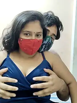 IND COUPLE1 online show from December 17, 12:22 pm