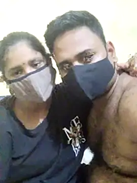 Snapshot of IND_COUPLE1 chatting on July 21, 3:36 pm IND COUPLE1 online show from July 21, 3:36 pm