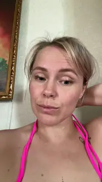 Charming Daphny online show from July 4, 9:37 am