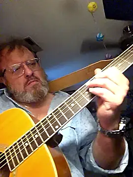 Snapshot of kikdrummer chatting on May 16, 7:34 pm kikdrummer online show from May 16, 7:34 pm
