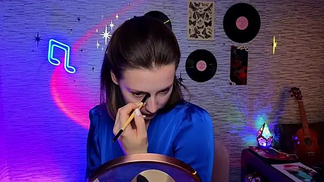 Snapshot of GloriaElmer chatting on January 31, 6:57 am GloriaElmer online show from January 31, 6:57 am