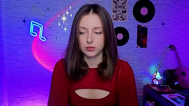 Snapshot of GloriaElmer chatting on February 11, 10:26 am GloriaElmer online show from February 11, 10:26 am