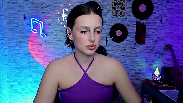 Snapshot of GloriaElmer chatting on February 26, 6:37 am GloriaElmer online show from February 26, 6:37 am