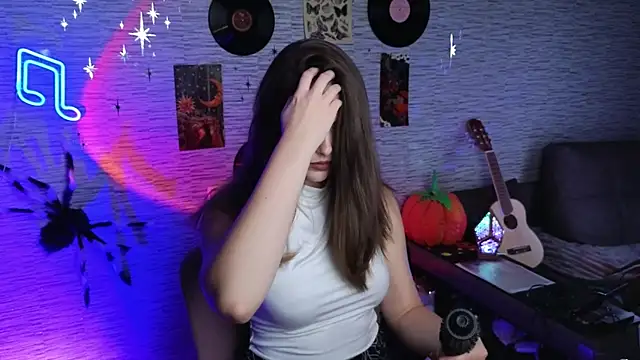 Snapshot of GloriaElmer chatting on November 1, 2:41 pm GloriaElmer online show from November 1, 2:41 pm