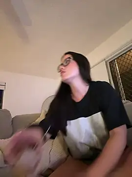 Snapshot of summermc_xx chatting on March 20, 9:48 am summermc xx online show from March 20, 9:48 am