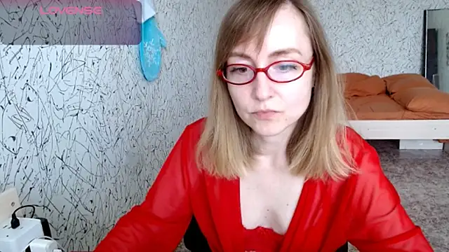 Snapshot of Athena_Richards chatting on June 15, 9:00 am Athena Richards online show from June 15, 9:00 am