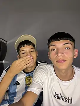 Juan Nd Steven online show from December 10, 4:45 am