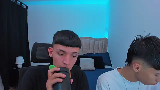 Juan Nd Steven online show from October 7, 4:31 am