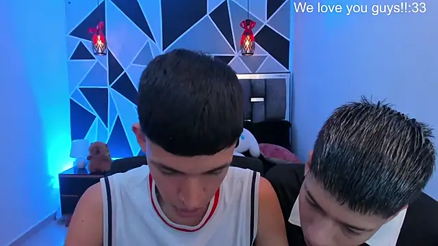 Snapshot of Juan_Nd_Steven chatting on June 4, 10:16 pm Juan Nd Steven online show from June 4, 10:16 pm