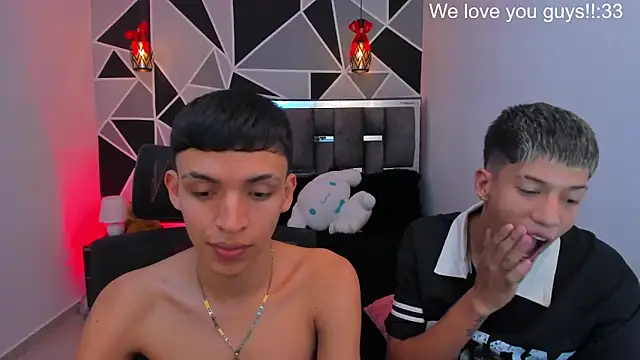 Snapshot of Juan_Nd_Steven chatting on June 5, 6:52 am Juan Nd Steven online show from June 5, 6:52 am