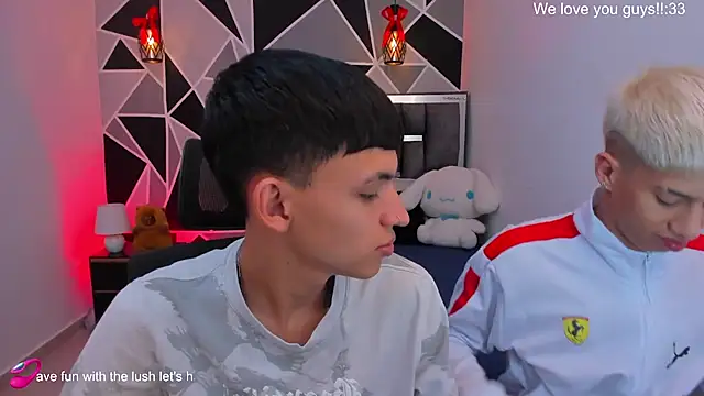 Snapshot of Juan_Nd_Steven chatting on June 12, 11:09 am Juan Nd Steven online show from June 12, 11:09 am