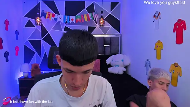 Snapshot of Juan_Nd_Steven chatting on June 19, 2:27 am Juan Nd Steven online show from June 19, 2:27 am