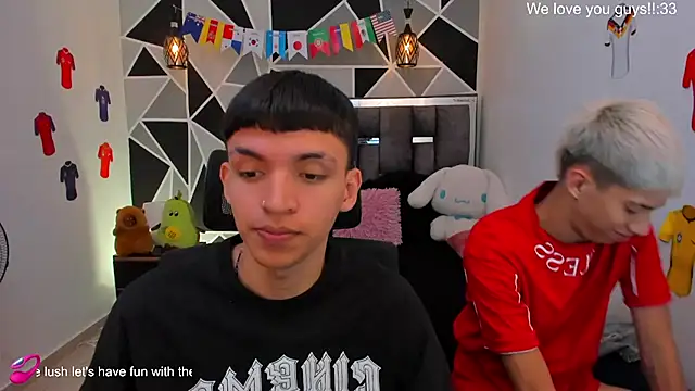 Snapshot of Juan_Nd_Steven chatting on June 30, 7:48 pm Juan Nd Steven online show from June 30, 7:48 pm