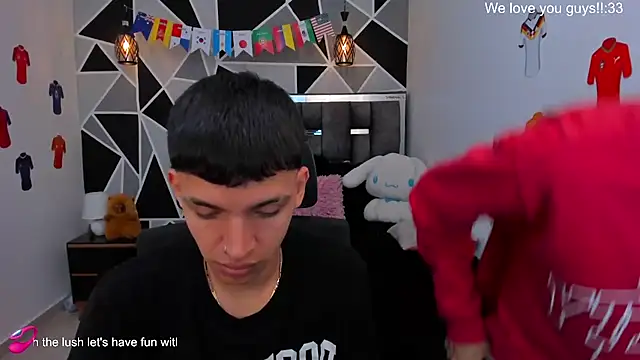 Snapshot of Juan_Nd_Steven chatting on July 5, 11:28 am Juan Nd Steven online show from July 5, 11:28 am