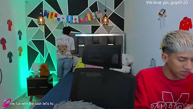Snapshot of Juan_Nd_Steven chatting on July 12, 9:06 pm Juan Nd Steven online show from July 12, 9:06 pm