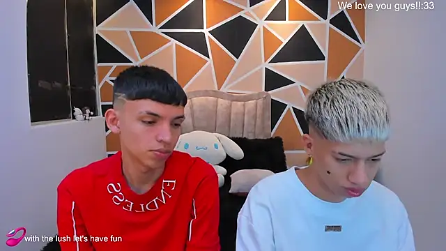 Snapshot of Juan_Nd_Steven chatting on July 19, 11:25 am Juan Nd Steven online show from July 19, 11:25 am