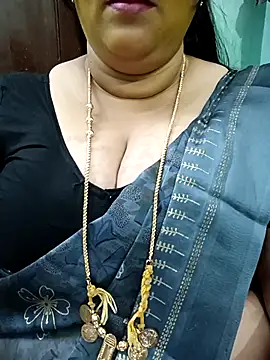 ashikaa r online show from December 21, 5:53 pm