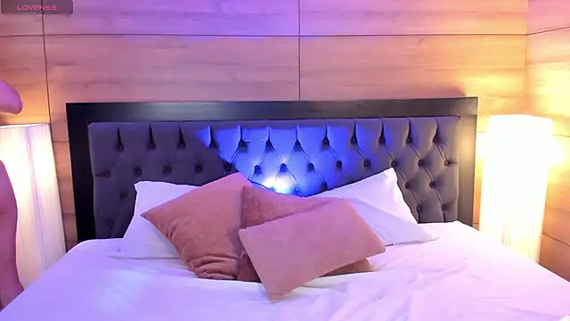 miah connor online show from March 7, 9:23 pm