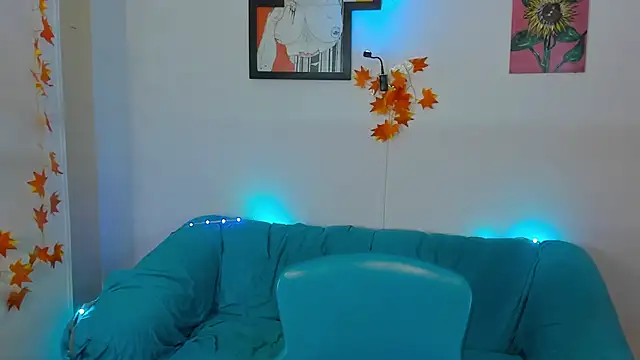 Snapshot of LiahDiaz chatting on March 8, 1:57 pm LiahDiaz online show from March 8, 1:57 pm