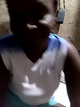 pretty prickle online show from February 22, 7:29 am