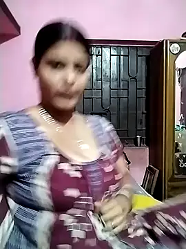 Snapshot of Hot_Pakhi chatting on December 19, 1:18 pm Hot Pakhi online show from December 19, 1:18 pm