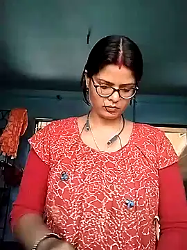 Snapshot of Hot_Pakhi chatting on January 8, 3:29 am Hot Pakhi online show from January 8, 3:29 am