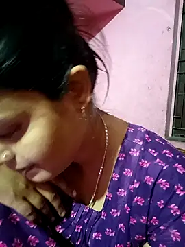 Snapshot of Hot_Pakhi chatting on January 9, 5:13 am Hot Pakhi online show from January 9, 5:13 am