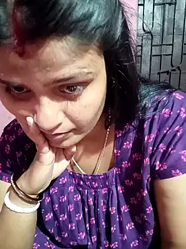 Snapshot of Hot_Pakhi chatting on January 13, 4:08 pm Hot Pakhi online show from January 13, 4:08 pm