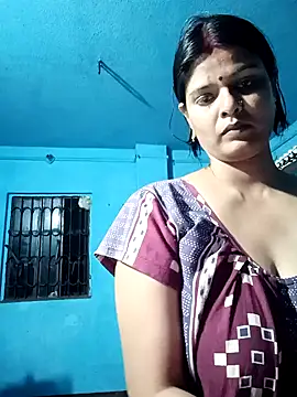 Snapshot of Hot_Pakhi chatting on February 5, 5:20 pm Hot Pakhi online show from February 5, 5:20 pm