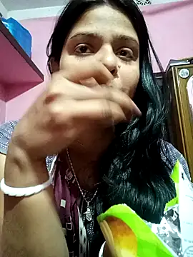 Snapshot of Hot_Pakhi chatting on February 10, 11:36 am Hot Pakhi online show from February 10, 11:36 am