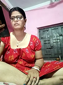 Snapshot of Hot_Pakhi chatting on February 17, 11:44 am Hot Pakhi online show from February 17, 11:44 am