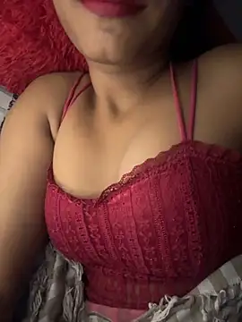 Hot Goldengirl online show from November 3, 7:37 pm