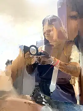 Snapshot of luisa16xxx chatting on February 7, 9:48 pm luisa16xxx online show from February 7, 9:48 pm