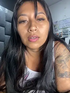 Snapshot of luisa16xxx chatting on March 13, 9:48 pm luisa16xxx online show from March 13, 9:48 pm