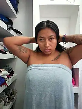 luisa16xxx online show from January 14, 7:30 pm