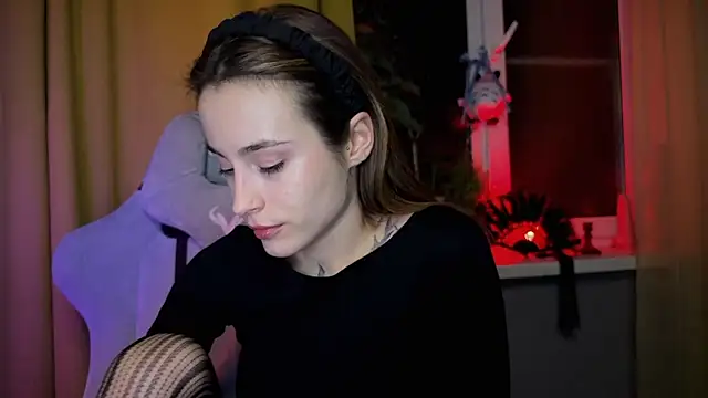 Snapshot of aviva_faith chatting on December 8, 10:14 pm aviva faith online show from December 8, 10:14 pm