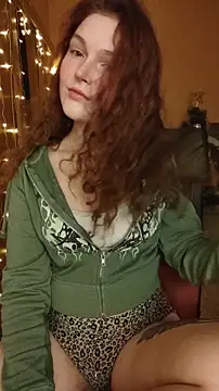 Jenna Sativa online show from December 14, 2:00 pm