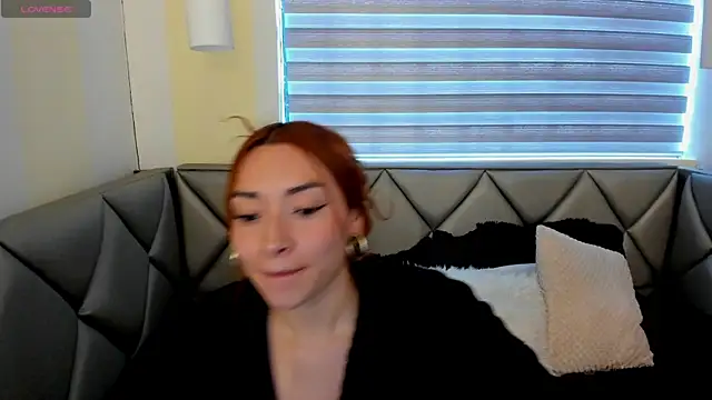 Snapshot of _Antonnela_ chatting on June 22, 8:39 pm Antonnela online show from June 22, 8:39 pm