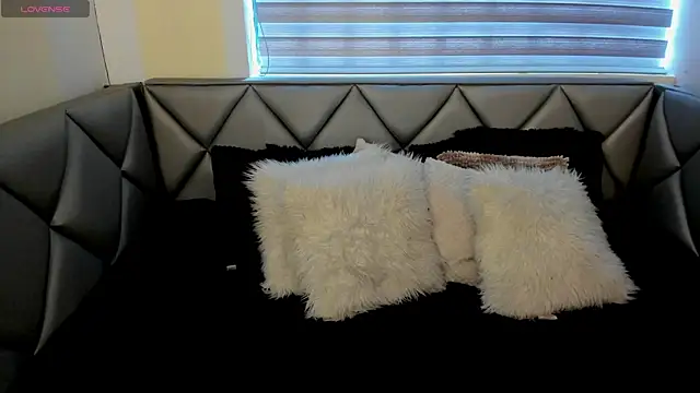 Snapshot of _Antonnela_ chatting on July 2, 5:41 pm Antonnela online show from July 2, 5:41 pm