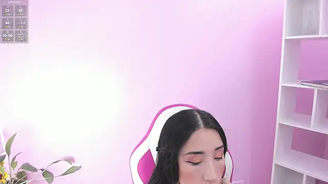 kaory azumi online show from December 17, 6:09 pm