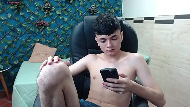 Waturox online show from February 25, 10:29 pm