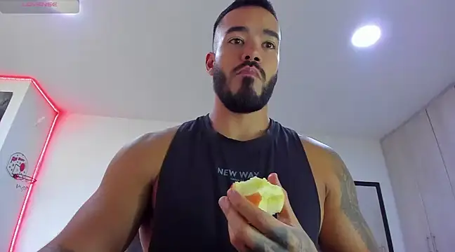 Snapshot of Alexander_Martines chatting on March 7, 9:27 pm Alexander Martines online show from March 7, 9:27 pm