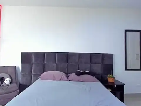 Snapshot of Alexander_Martines chatting on November 23, 4:18 pm Alexander Martines online show from November 23, 4:18 pm