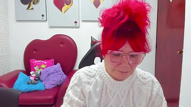 Salomeediaz  online show from December 18, 8:59 pm