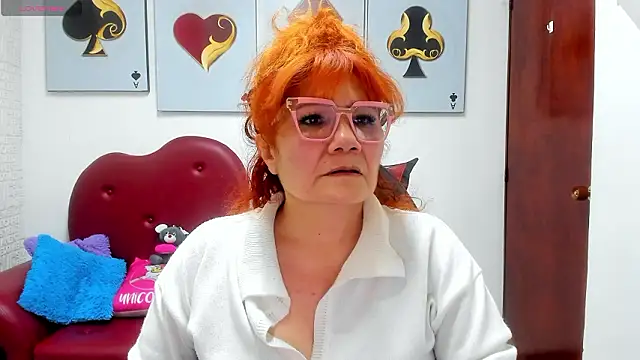 Salomeediaz  online show from February 3, 9:09 pm