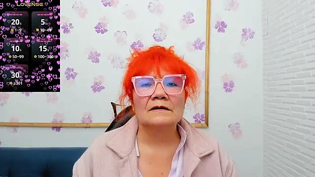 Salomeediaz  online show from April 29, 9:21 pm
