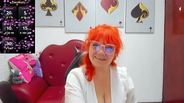 Salomeediaz  online show from May 26, 9:11 pm
