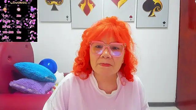 Salomeediaz  online show from June 25, 8:35 pm