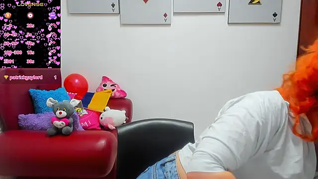 Salomeediaz  online show from June 26, 8:46 pm